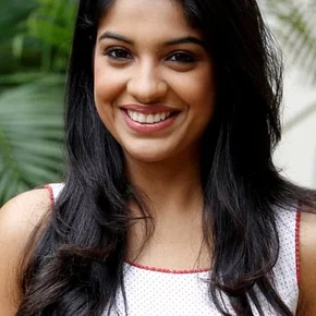 Photo star :  Archana Kavi