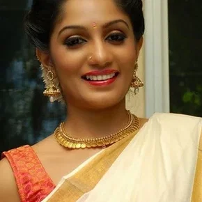 Photo star :  Arya Babu