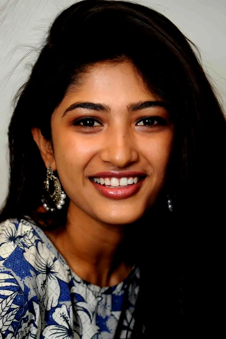  Roshini Prakash