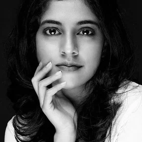 Photo star :  Zarin Shihab