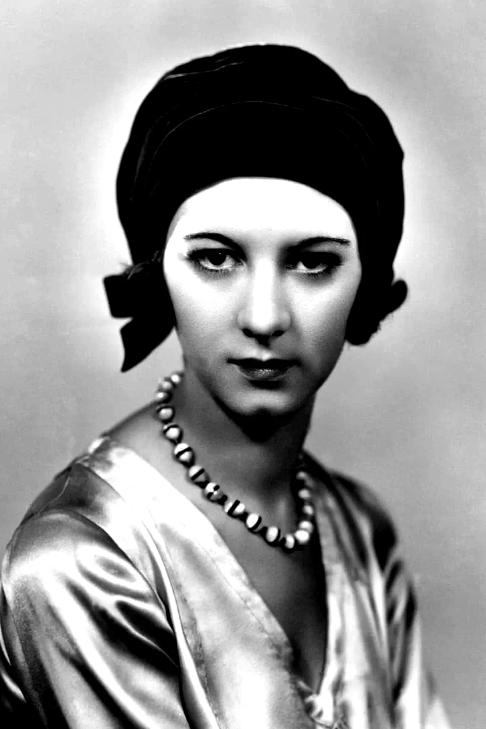 Nora Baring