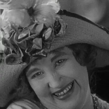 Olga Slade