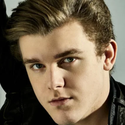  Sean Ryan Fox