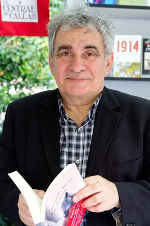  Bernardo Atxaga photo