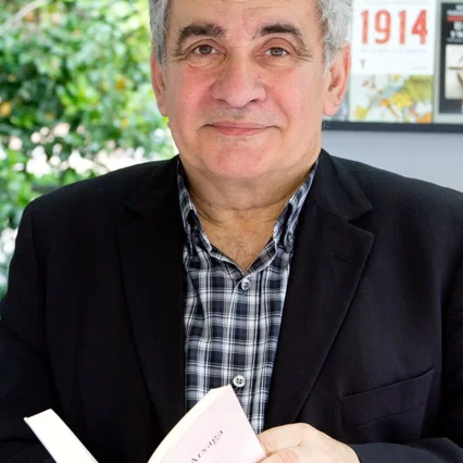  Bernardo Atxaga