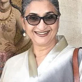 Photo star :  Viji Venkatesh