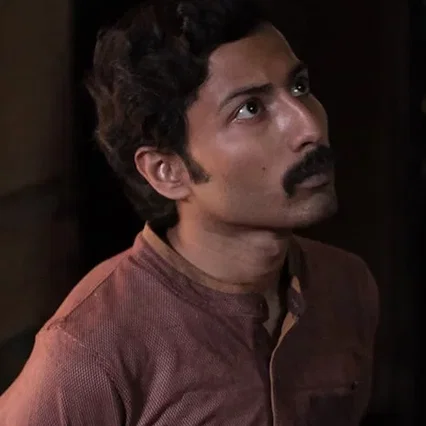  Shayak Roy