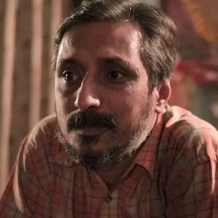  Satrajit Sarkar