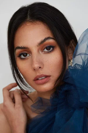  Pardis Saremi photo