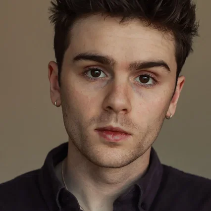  Mitchell Robertson