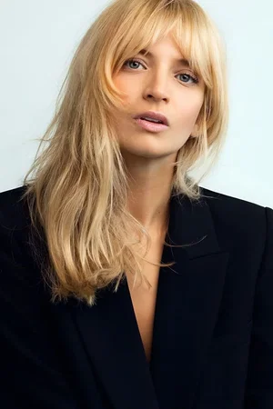  Grace Jabbari