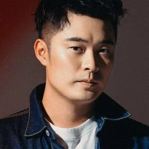 Photo star :  Chen He