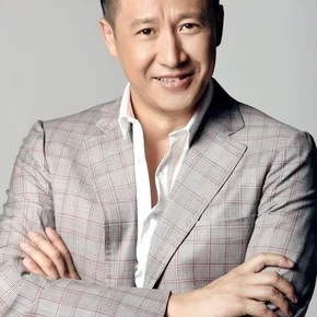 Photo star :  Zhang Guo-qiang