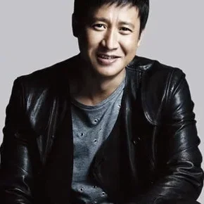 Photo star :  Zhang Guo-qiang