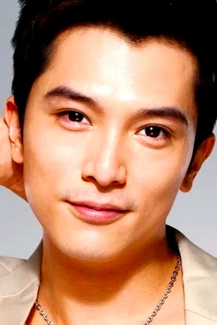   Roy Qiu 