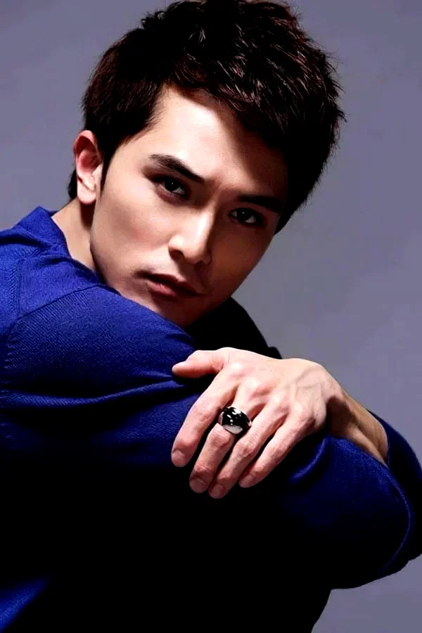   Roy Qiu 