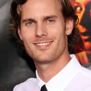 Photo star : Christopher Landon