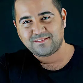 Photo star :  Ata Demirer