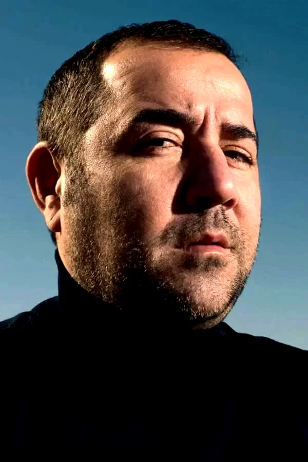  Ata Demirer