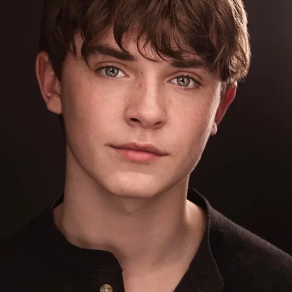  Cameron Mann