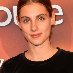 Photo star :  Dara Tombroff