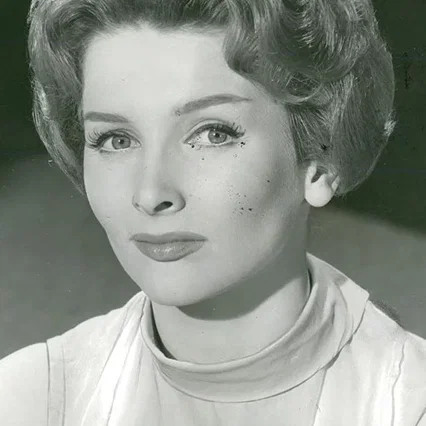  Millicent Martin