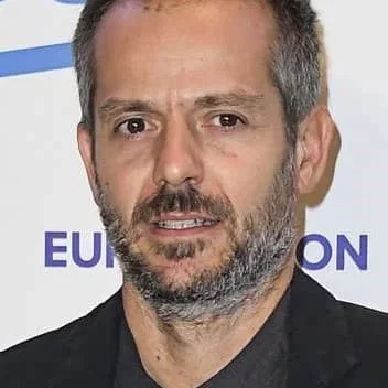  Simone Godano