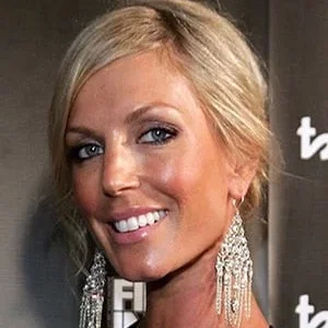  Annalise Braakensiek