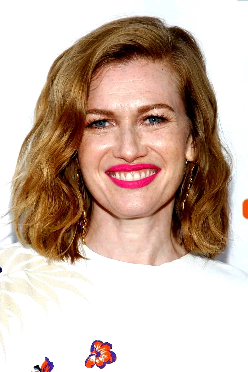 Mireille Enos