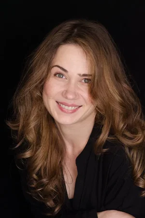 Iulia Lumanare photo
