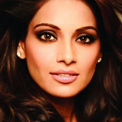  Bipasha Basu