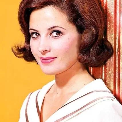  Barbara Parkins