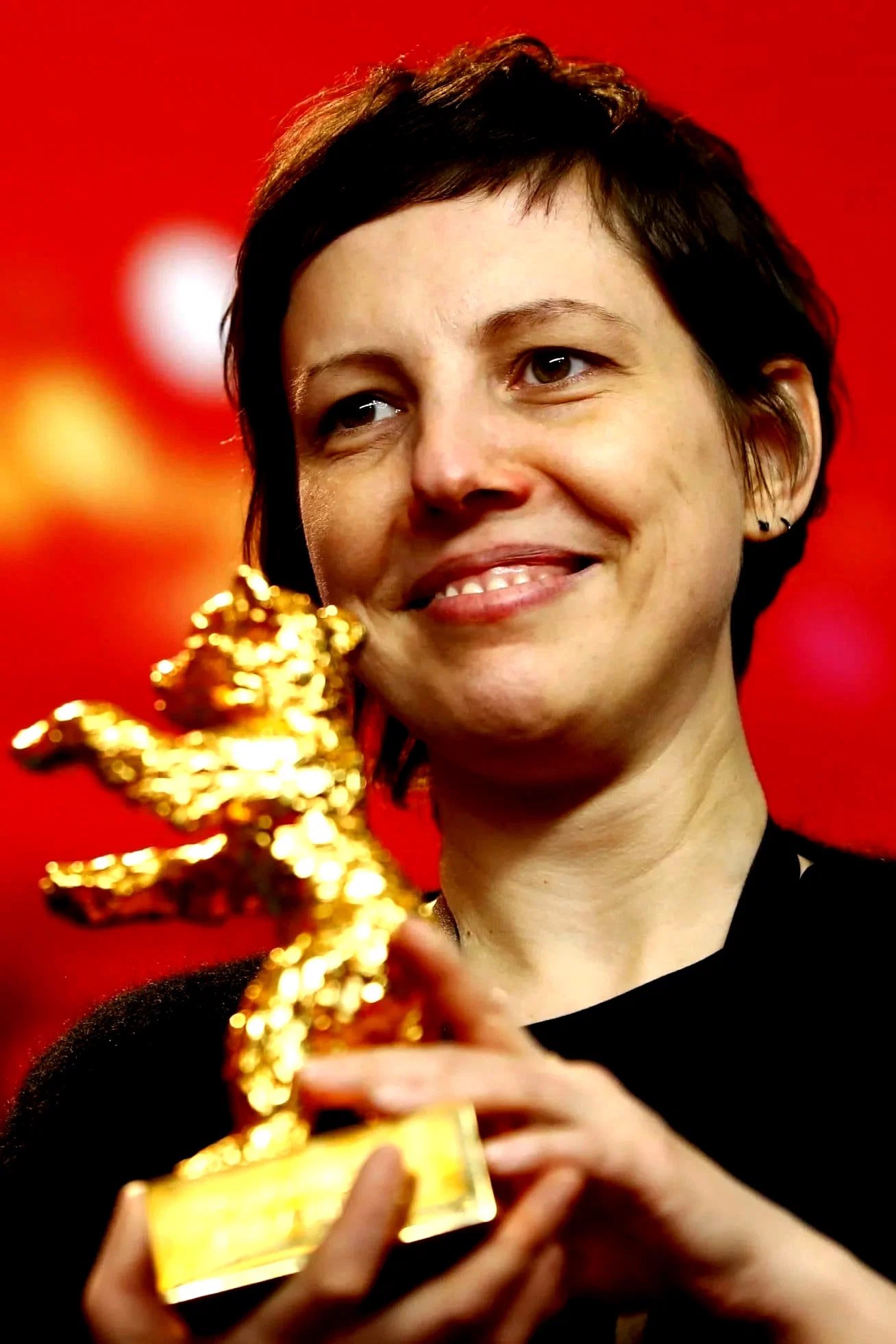  Adina Pintilie