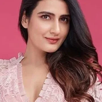  Fatima Sana Shaikh