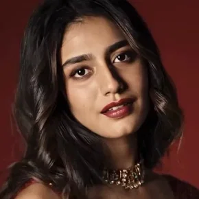 Photo star :  Priya Prakash Varrier