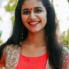 Photo star :  Priya Prakash Varrier
