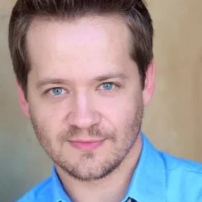 Photo star : Jason Earles