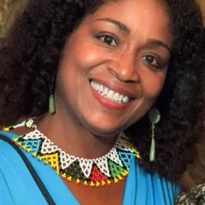 Photo star :  Karen Kaia Livers