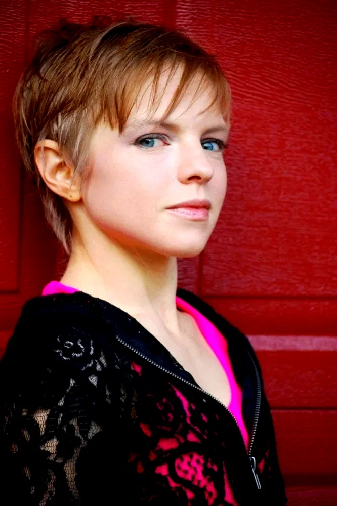  Emily Brobst