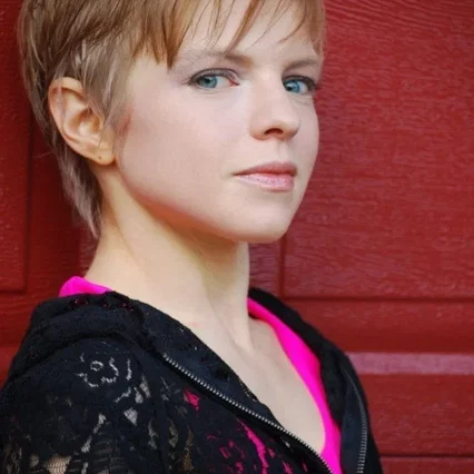  Emily Brobst