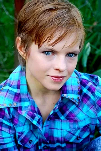  Emily Brobst