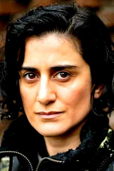  Özlem Sağlanmak