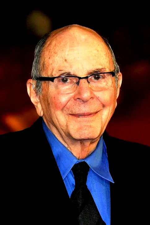  Stewart Stern