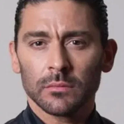 Hernán Piquín