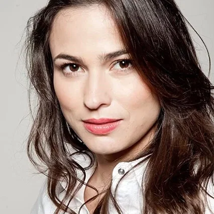 Paula Castaño