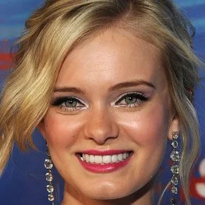 Photo star : Sara Paxton