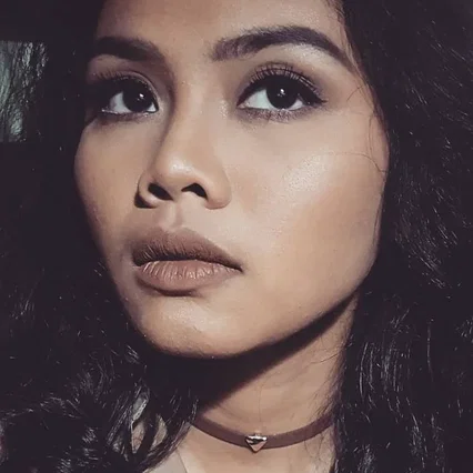 Dea Panendra
