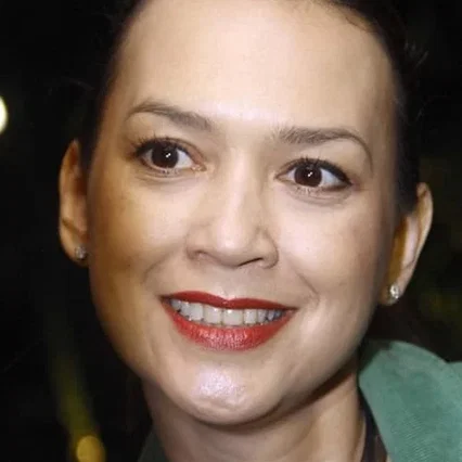  Ira Wibowo