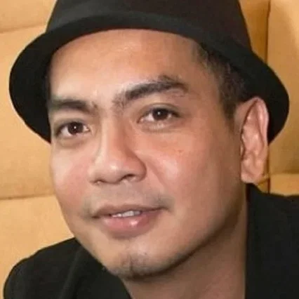  Indra Birowo