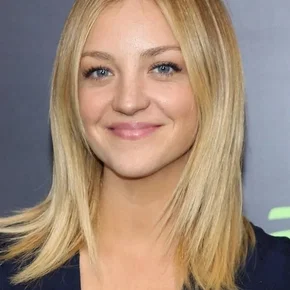 Photo star :  Abby Elliott